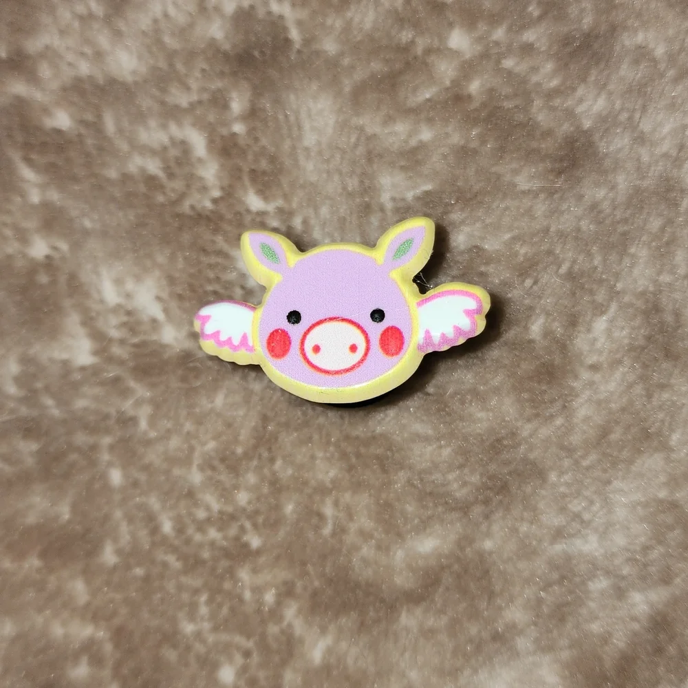 💥 5/$15 Croc Charm - Picture 1 of 2
